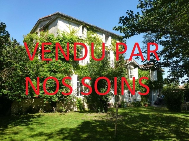 MAISON BOURGEOISE, DEPENDANCES ET PISCINE