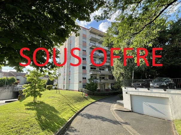 APPARTEMENT T4 avec balcon, parking et cave