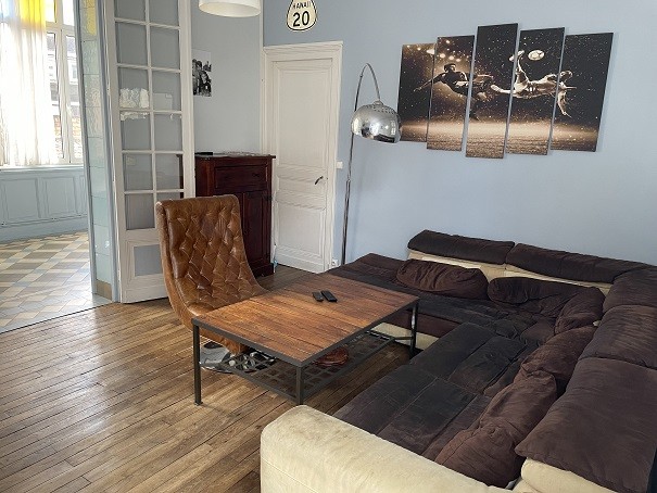 APPARTEMENT DE TYPE T4 SECTEUR HÔTEL DE VILLE