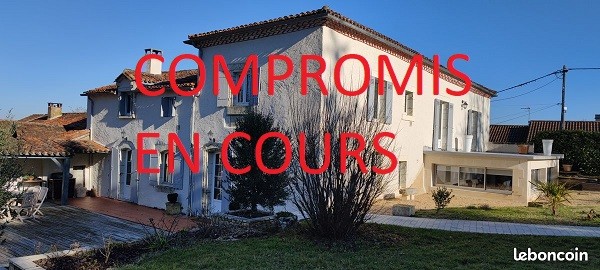 MAISON 5 CHAMBRES PISCINE ET GARAGES