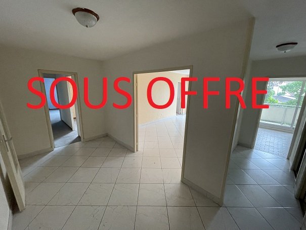 APPARTEMENT T4, 82 m2 avec terrasse et parking