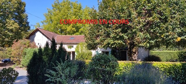 CORPS DE FERME AVEC GITE & DÉPENDANCES