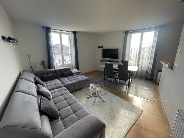 APPARTEMENT T3 64 m2 boulevard MONTAIGNE.