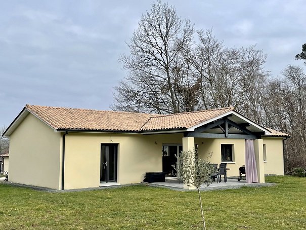 Plain-pied 146 m2, 3 chambres.