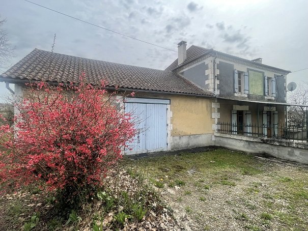 MAISON EN PIERRE A RESTAURER