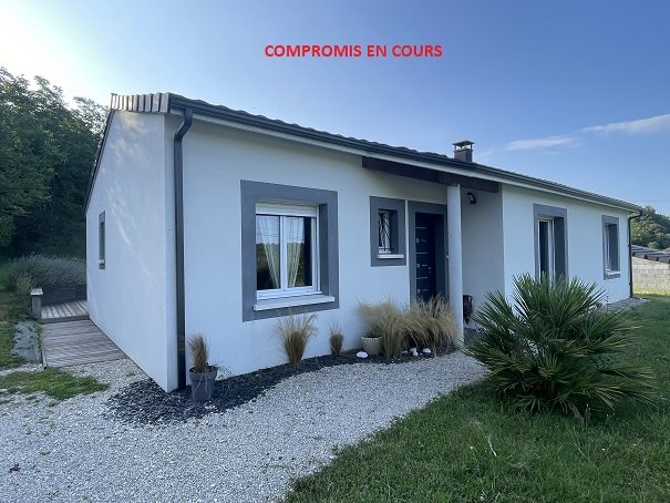 Plain-pied 95 m2, 3 chambres.