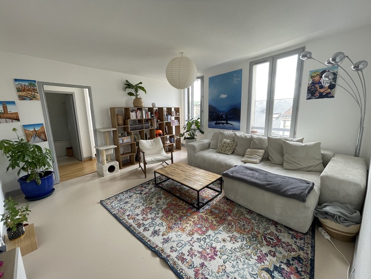 Appartement 3 pièces 55 m2 Périgueux Taillefer.