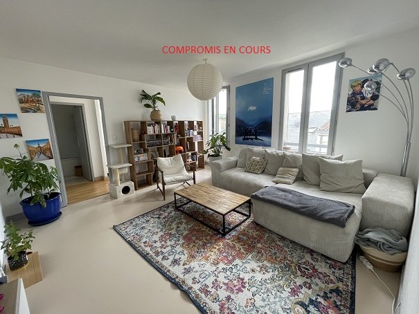 Appartement 3 pièces 55 m2 Périgueux Taillefer.