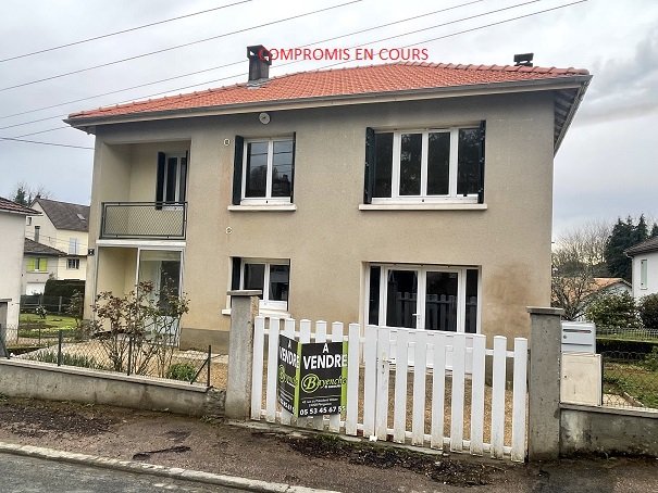 Maison T4 110 m2 non mitoyenne avec jardin.