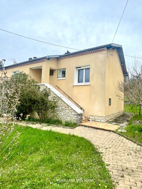 Maison 5 pièces, jardin et garage.