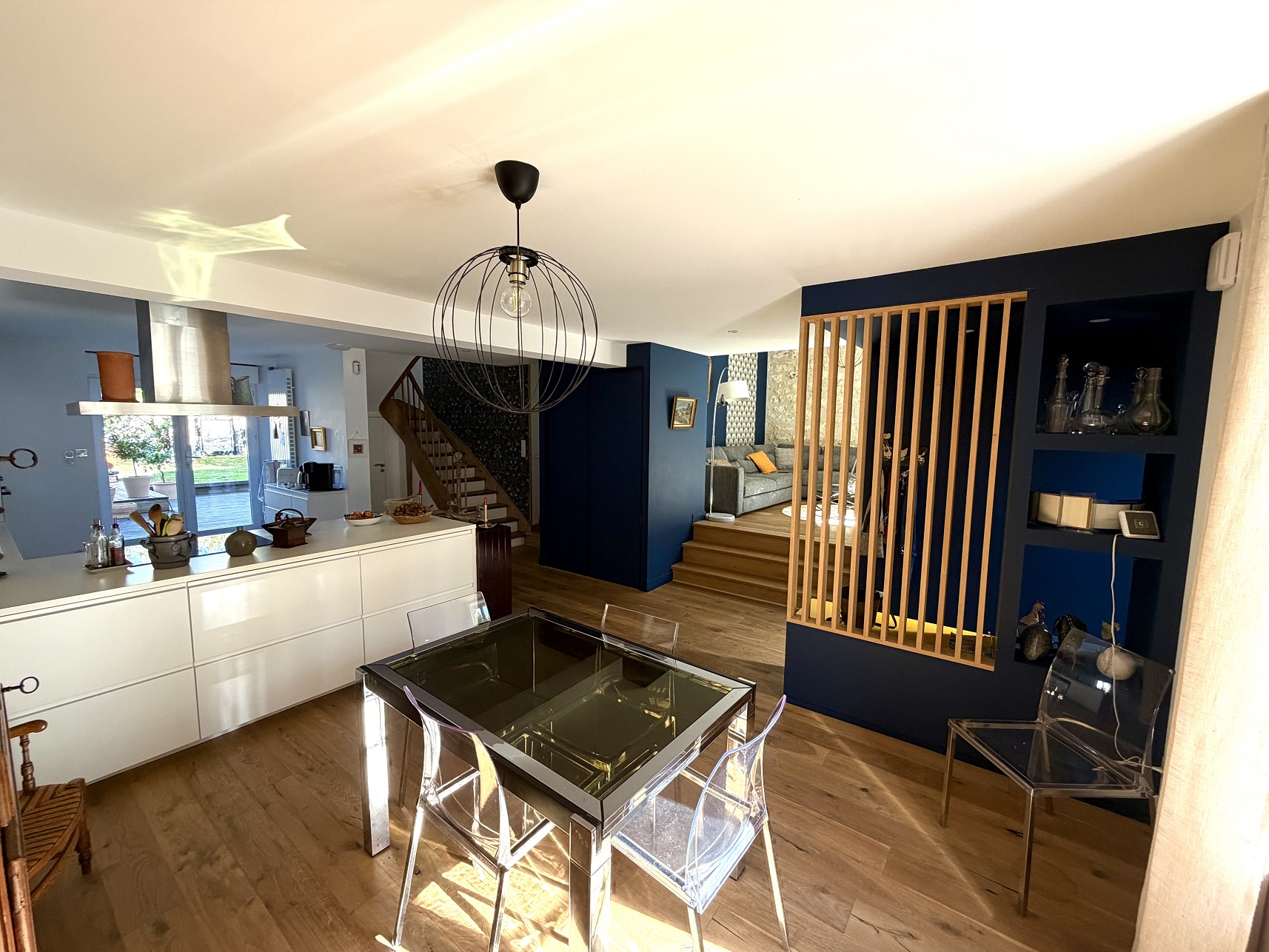Maison  8 pièces 160 m2 avec jardin et piscine.