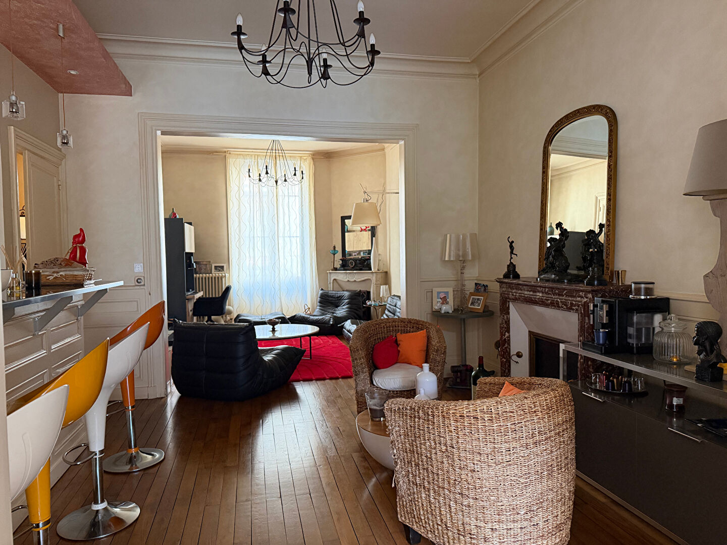 Maison 4 chambres avec piscine.