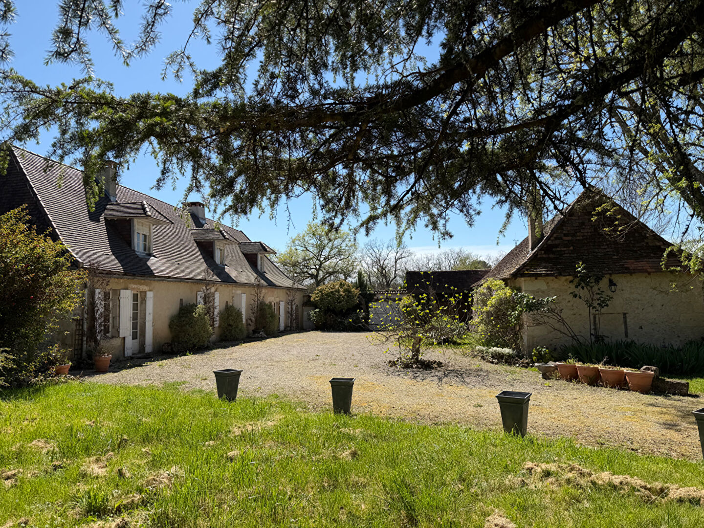Corps de ferme 15kms de Périgueux