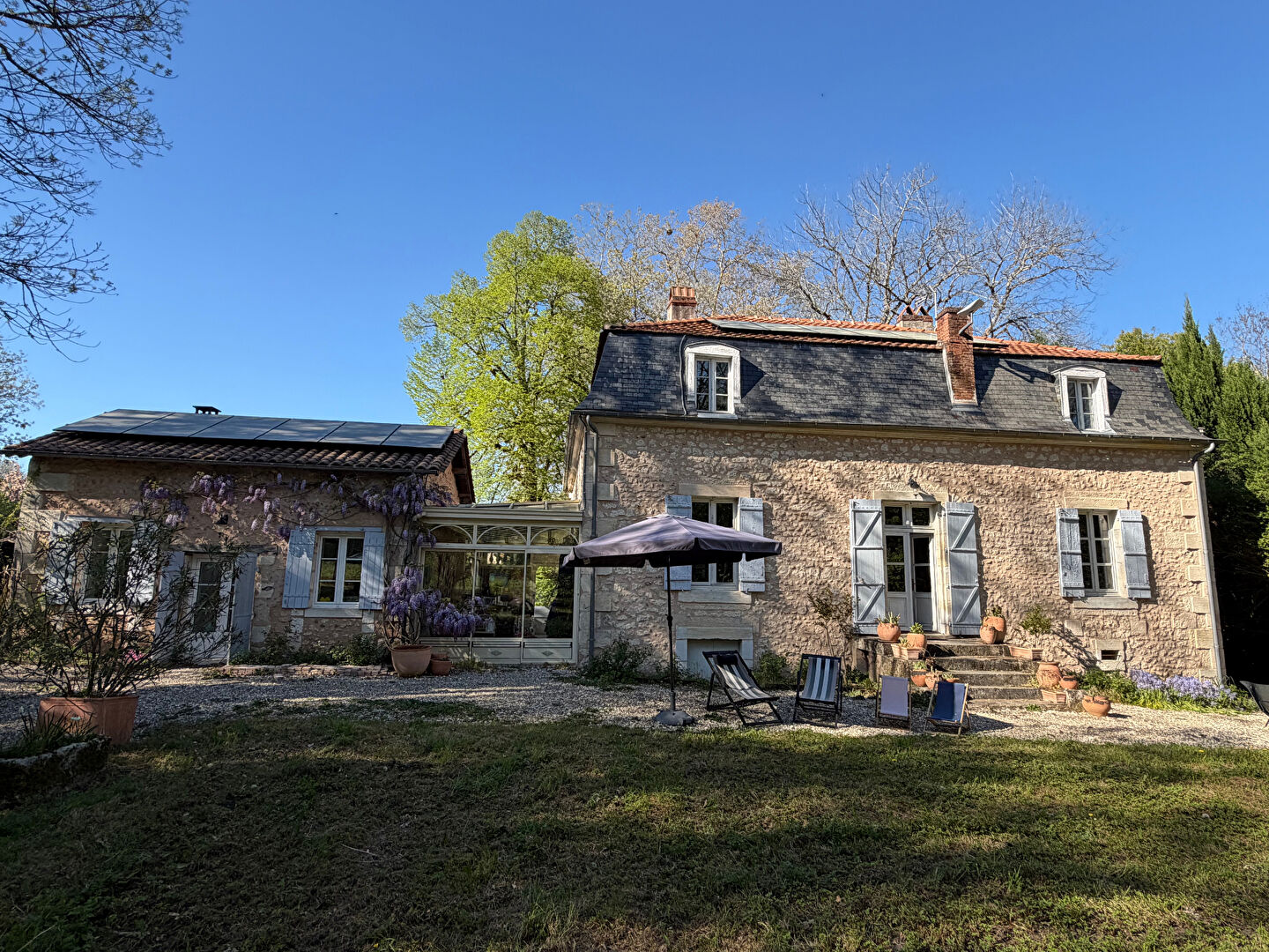 Propriété de caractère accès immédiat Périgueux.