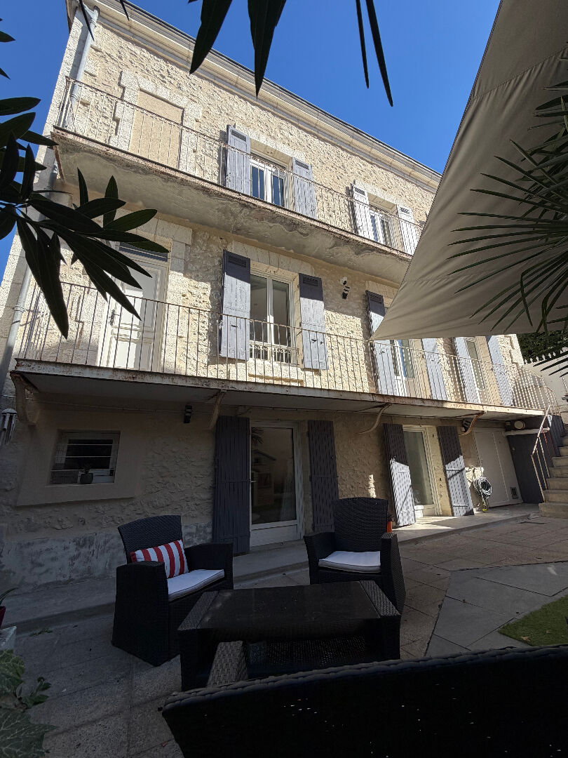 Maison Jardin des Arènes 3 chambres.