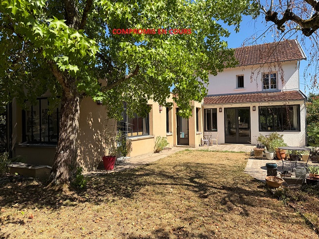 Maison 4 chambres garage et jardin
