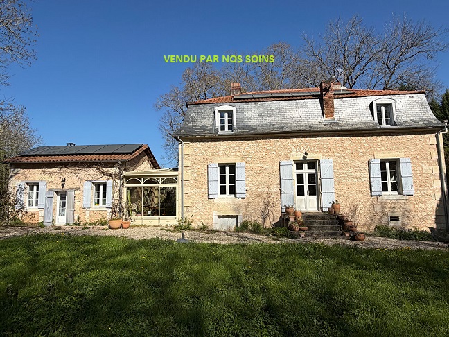 Propriété de caractère accès immédiat Périgueux.